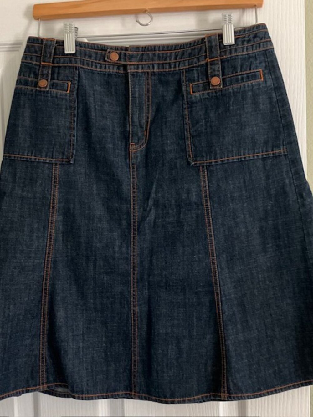Women's denim flare skirt size 8 pockets bohemian cottagecore casual knee length - Picture 2 of 4